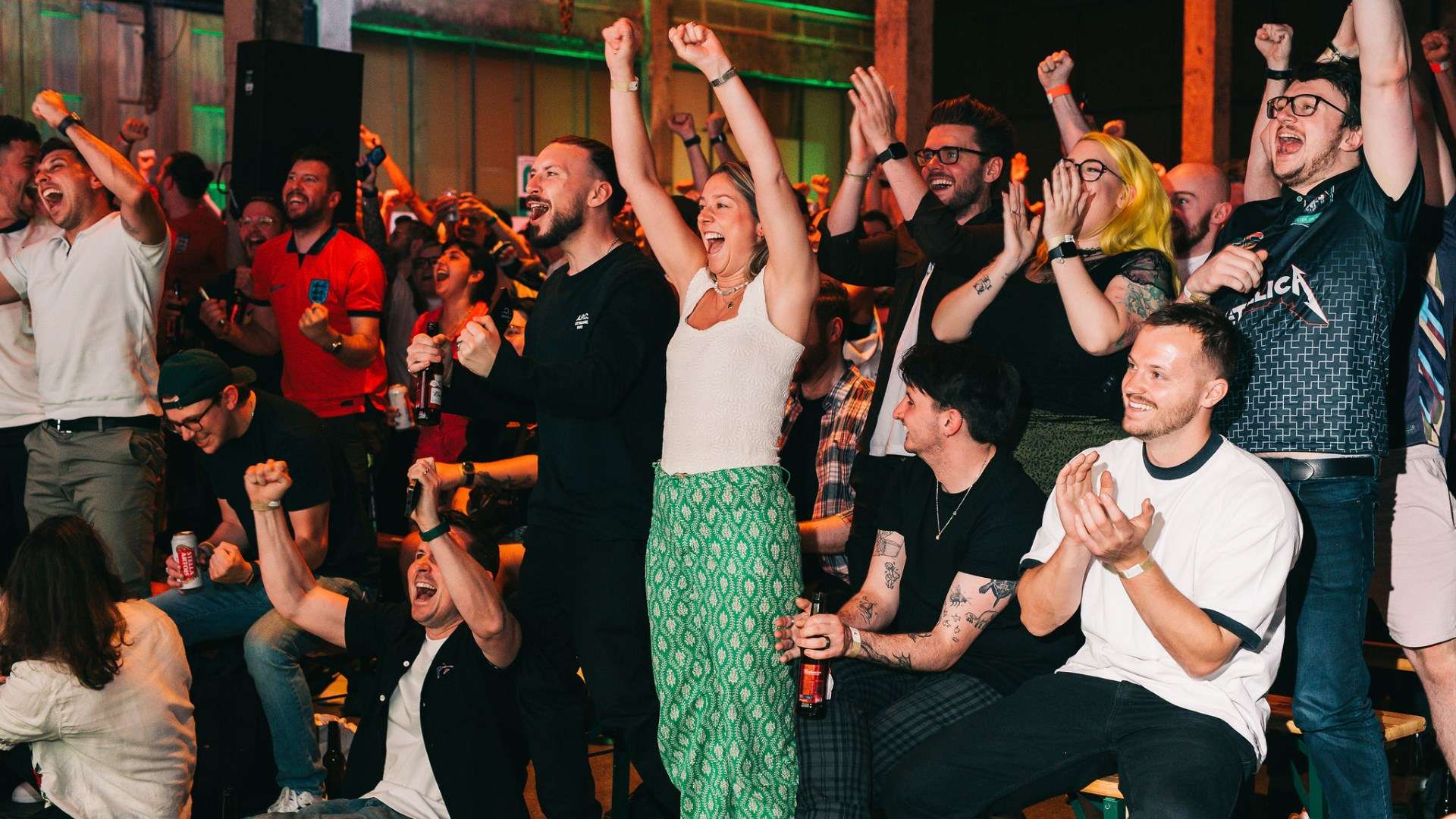 突出的年轻 突出的年轻